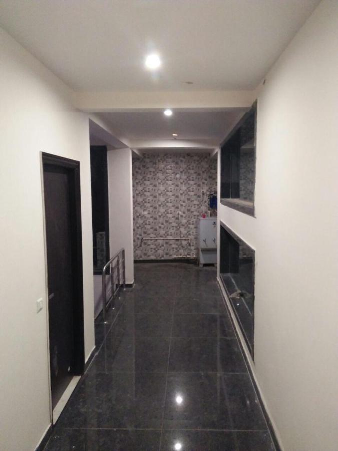 Metro Inn Pg Гургаон Экстерьер фото